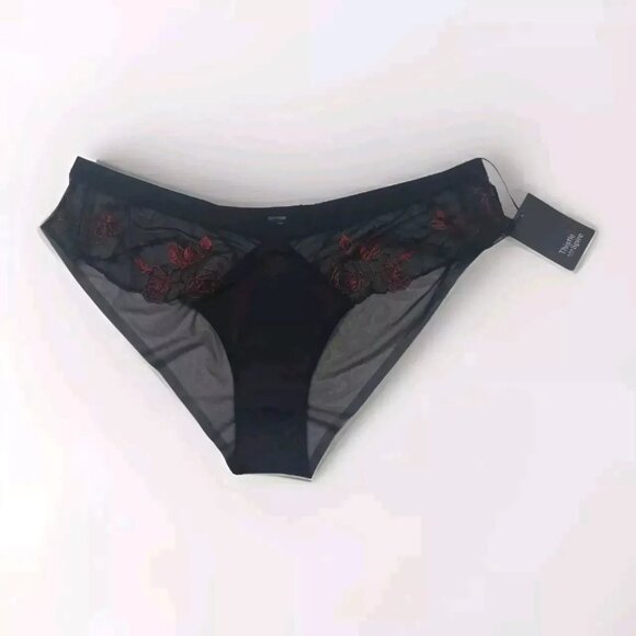 Thistle and Spire Thorn Apart Panty Women's 2X Black Roses Embroidery Mesh NWT - Picture 1 of 10